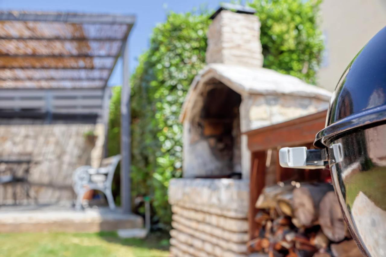 Holiday House "Laurus Garden" With Private Parking ميدولين المظهر الخارجي الصورة